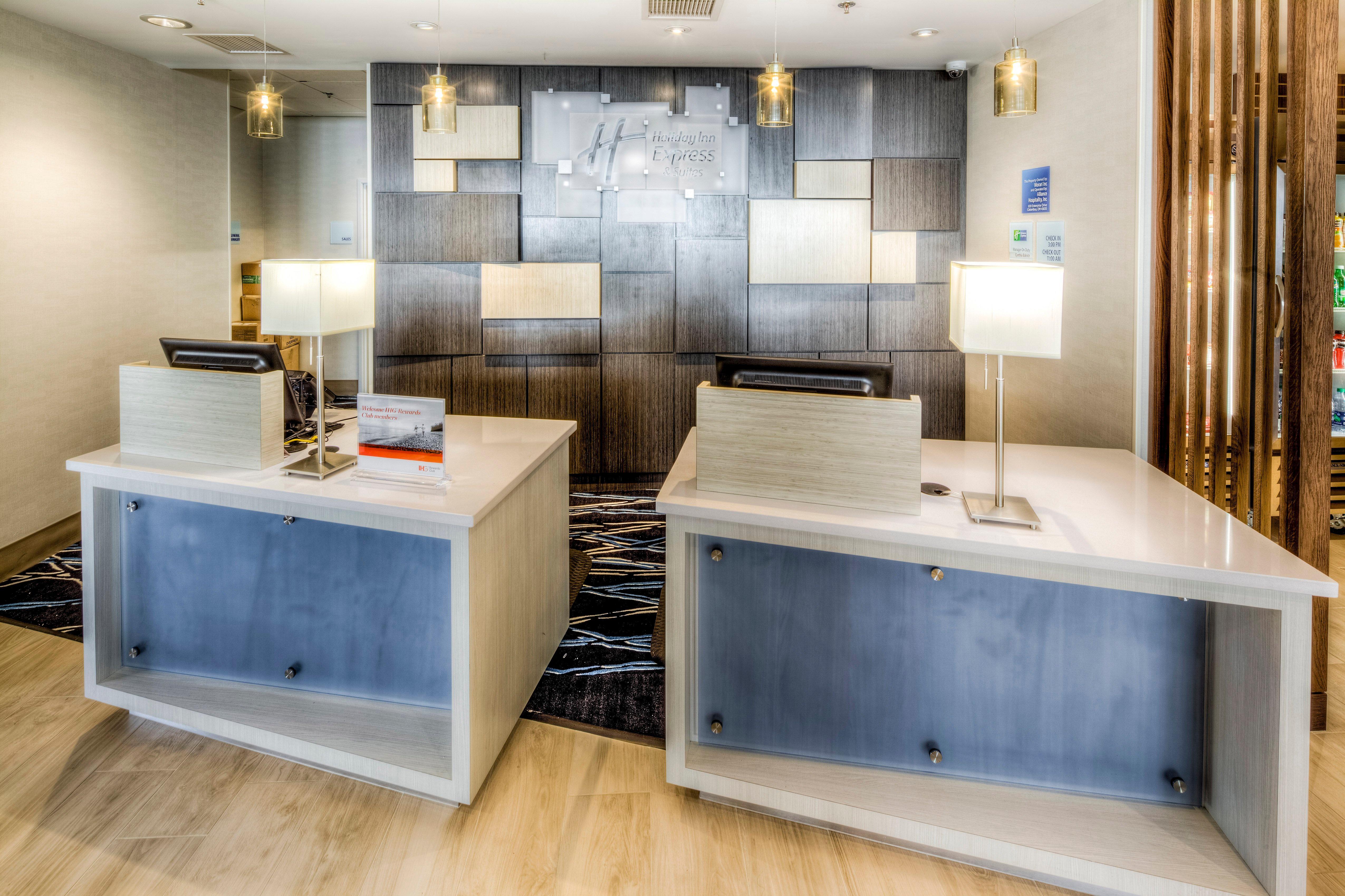 Holiday Inn Express & Suites Cleveland/Westlake By Ihg Exteriér fotografie