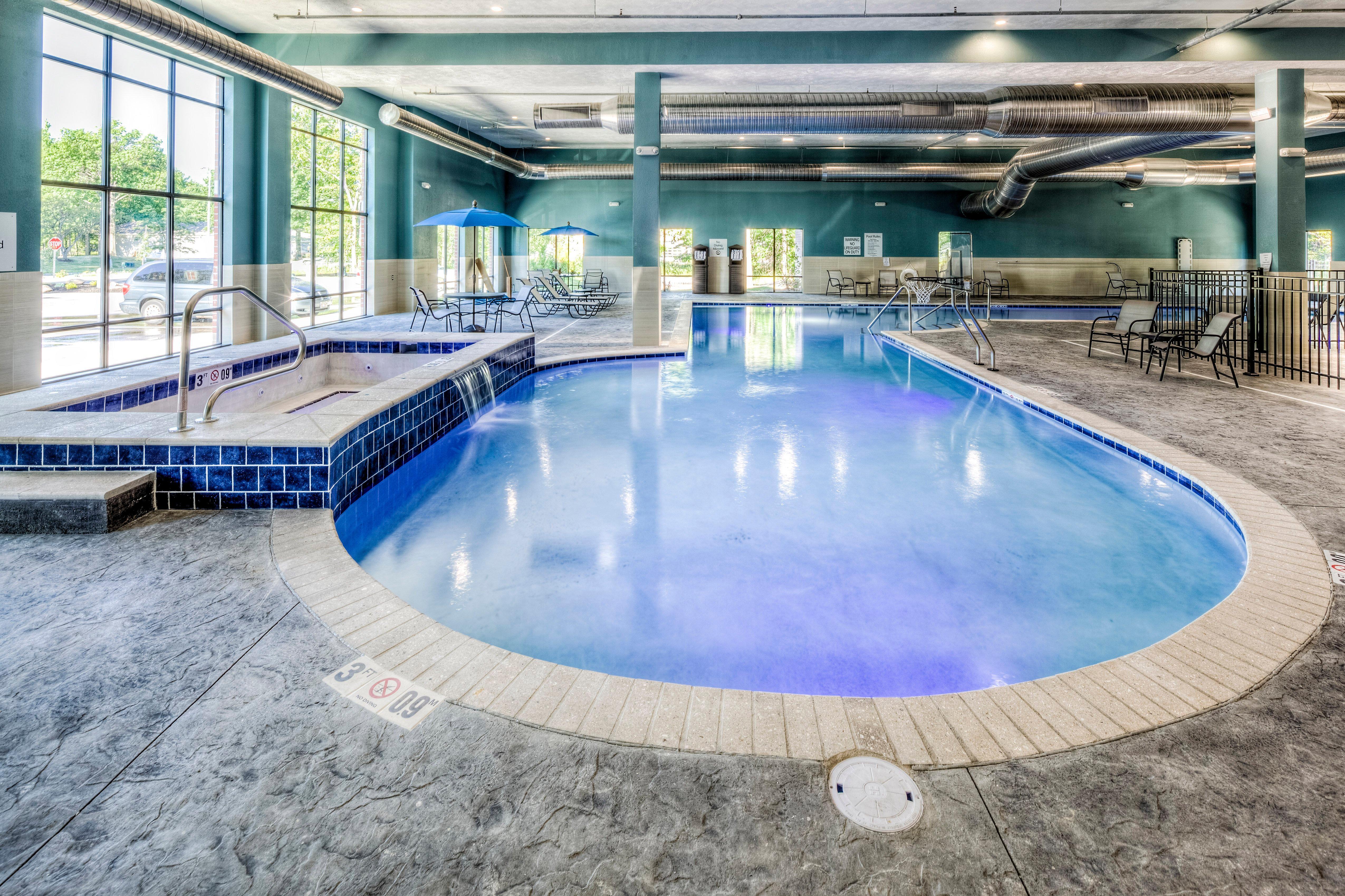 Holiday Inn Express & Suites Cleveland/Westlake By Ihg Exteriér fotografie