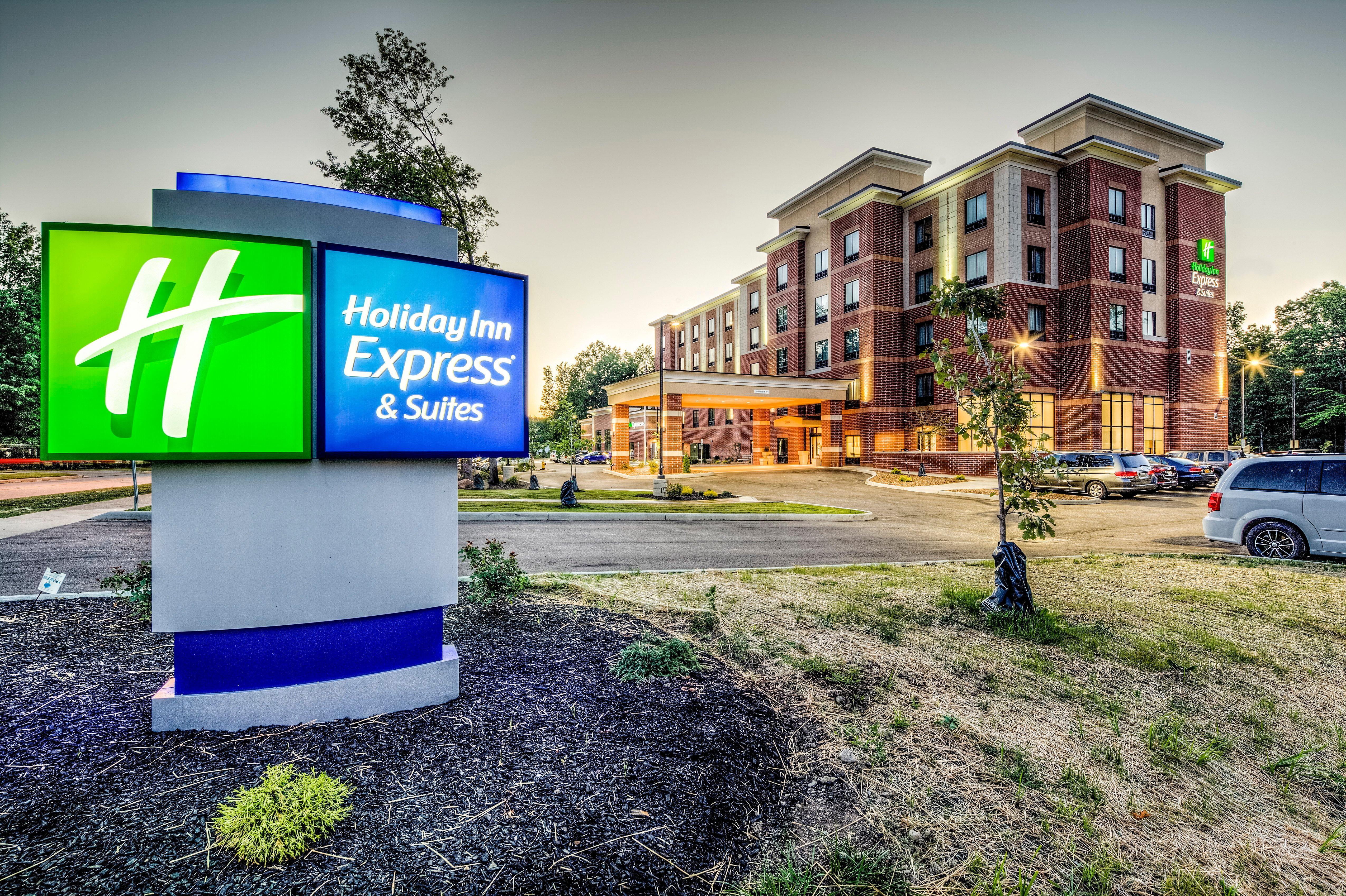 Holiday Inn Express & Suites Cleveland/Westlake By Ihg Exteriér fotografie